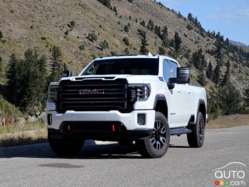 2020 GMC Sierra HD AT4